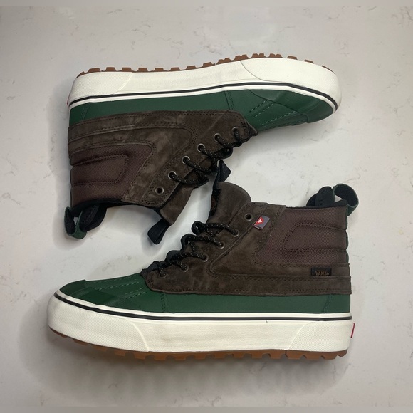 Vans Green and Brown Rain & Snow Boots - Picture 3 of 8